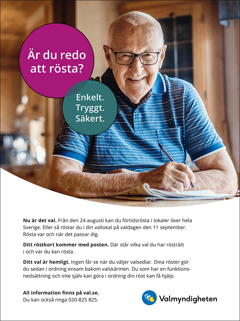 Tryckt annons med äldre man som spelar sudoku, har röstkortet på kylskåpet.